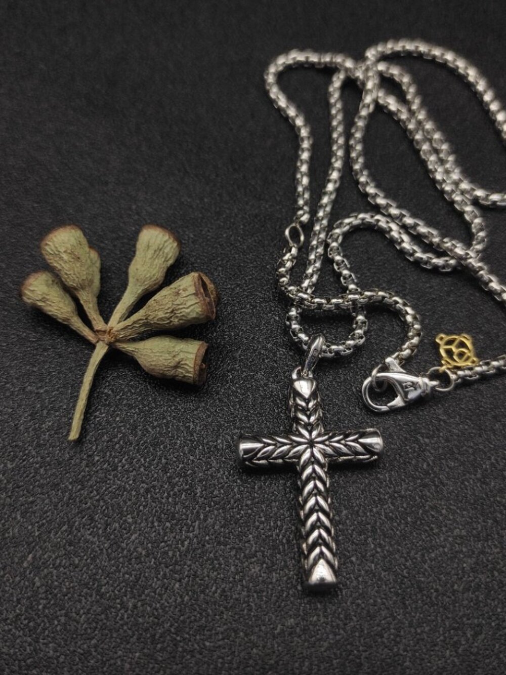 David Yurman Chevron Cross Black Diamond Necklace - Picture 3 of 9